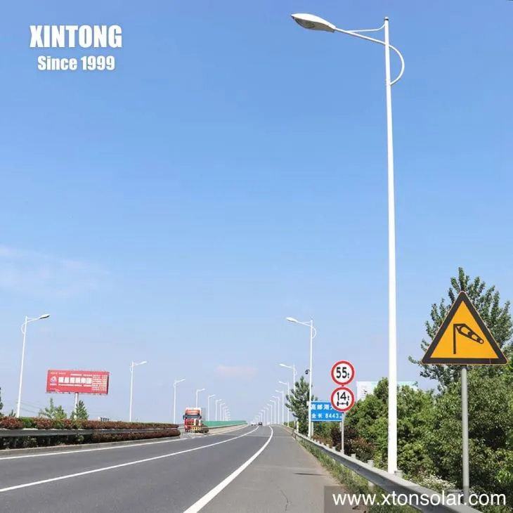 आउटडोर स्टैंडिंग लाइट पोल